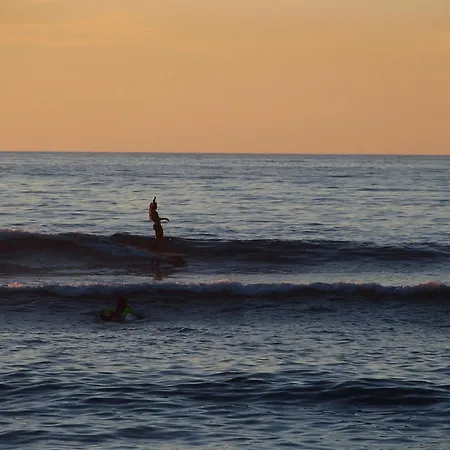 Hostel L'escale Surf - *